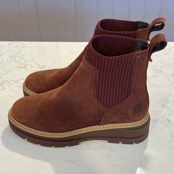 Timberland Women's Cervinia Valley Chelsea Boot, Size 6, NWOT - Picture 9 of 11
